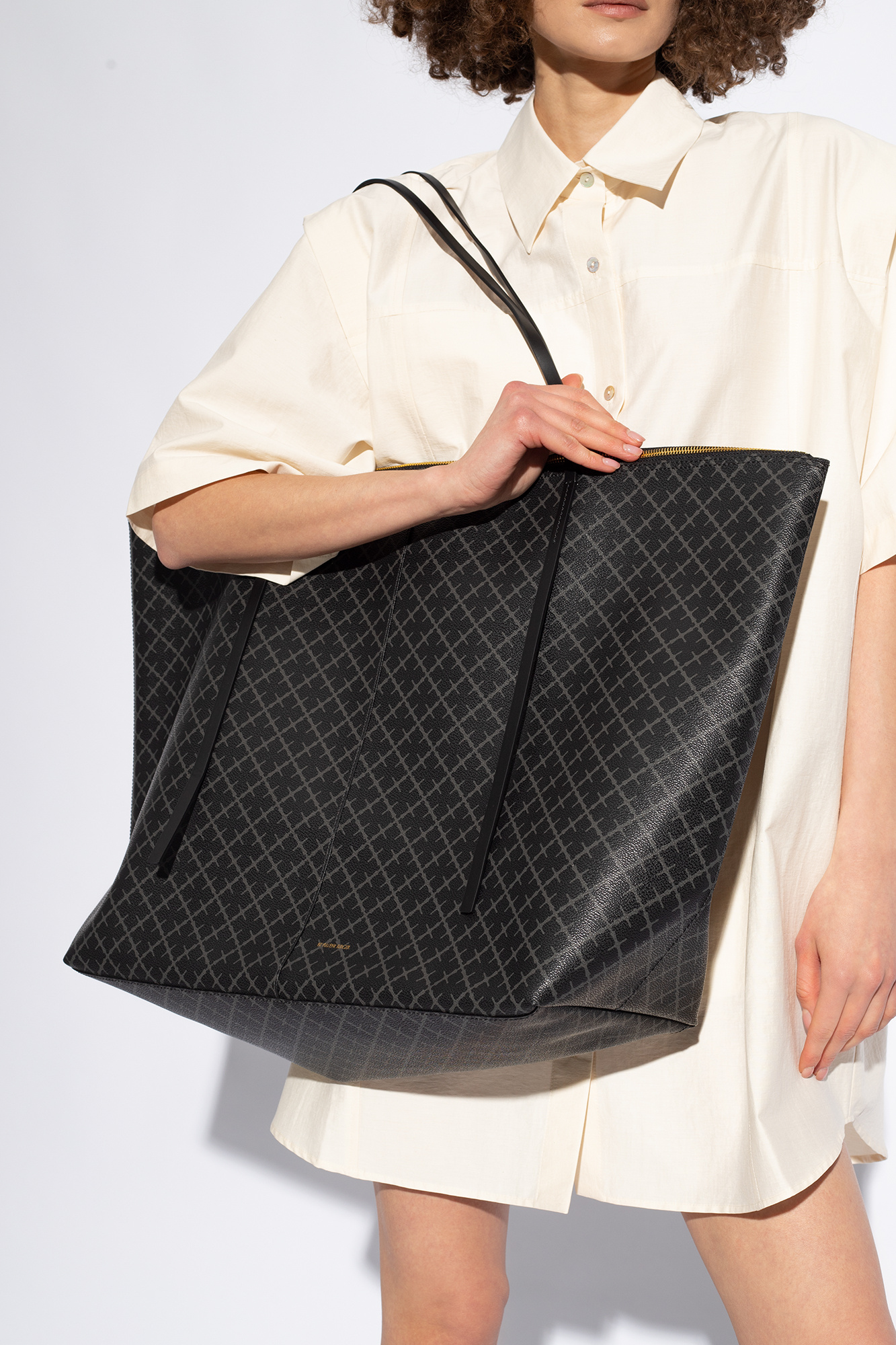 Black Leesa shopper bag By Malene Birger IetpShops Switzerland